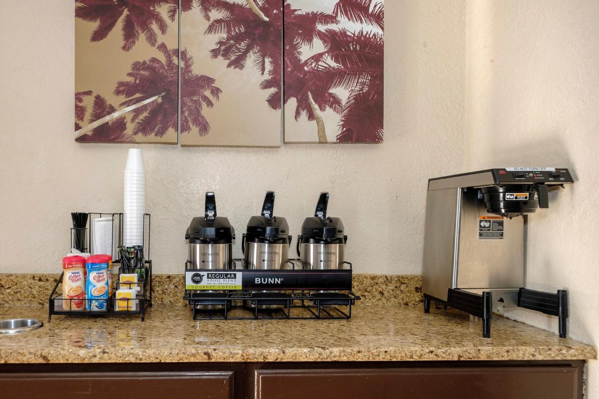 Red Roof Inn Jacksonville - Cruise Port מראה חיצוני תמונה