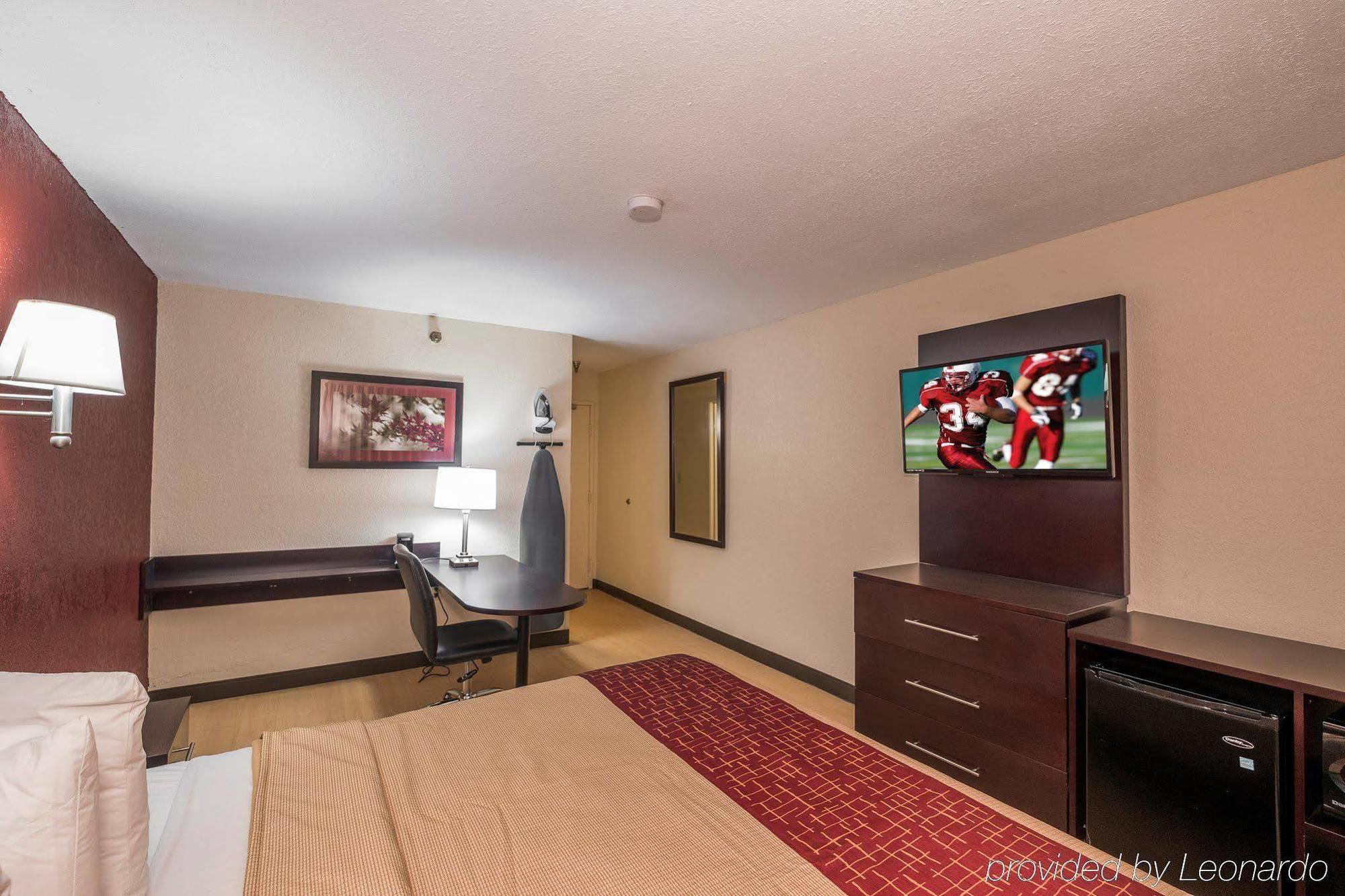 Red Roof Inn Jacksonville - Cruise Port מראה חיצוני תמונה