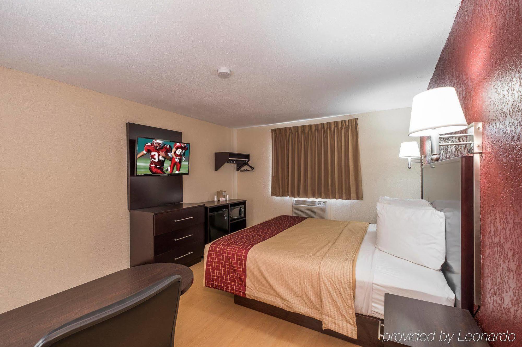Red Roof Inn Jacksonville - Cruise Port מראה חיצוני תמונה