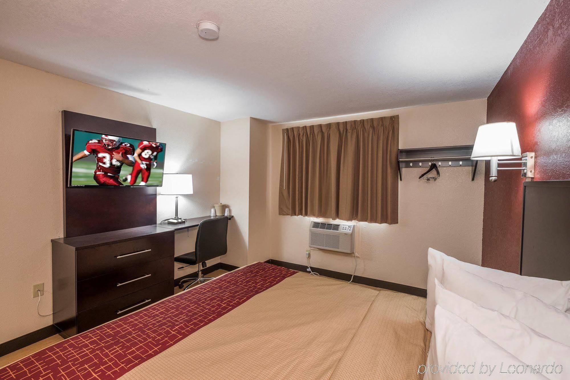 Red Roof Inn Jacksonville - Cruise Port מראה חיצוני תמונה
