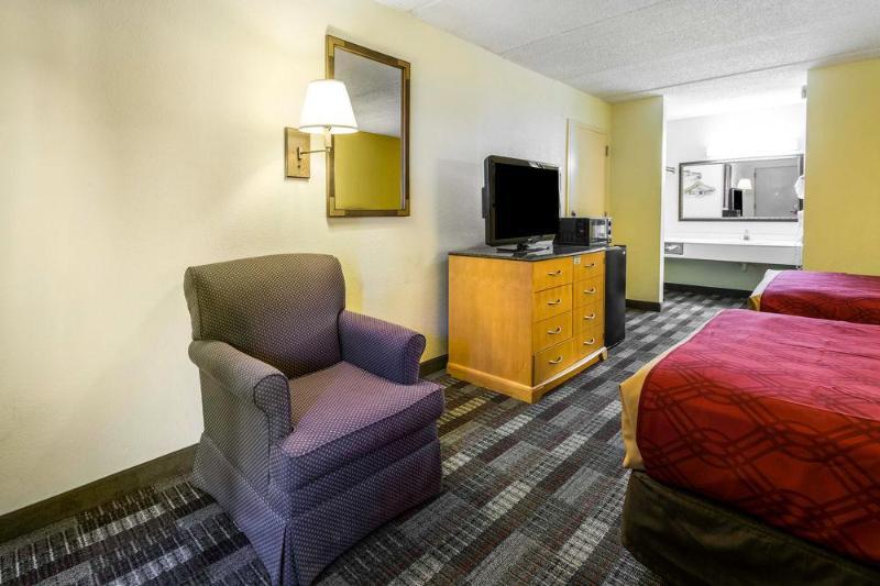 Red Roof Inn Jacksonville - Cruise Port מראה חיצוני תמונה