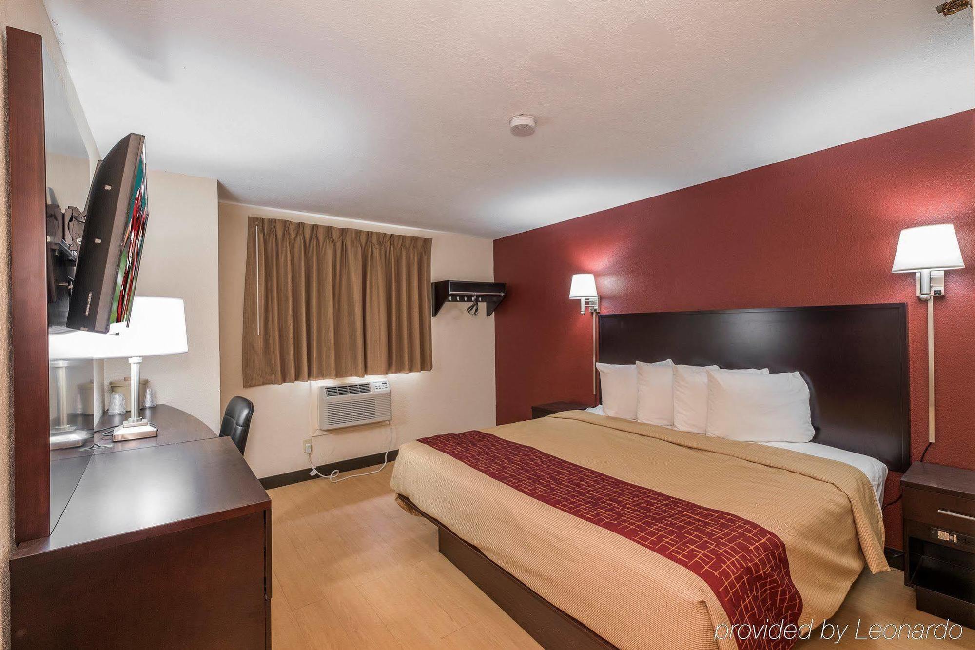 Red Roof Inn Jacksonville - Cruise Port מראה חיצוני תמונה